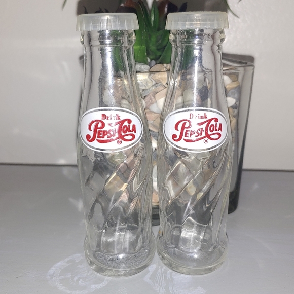 Pepsi Other - 💰Vintage Pepsi salt and pepper shaker